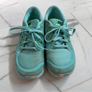 Nike Free 5.0 Sneakers